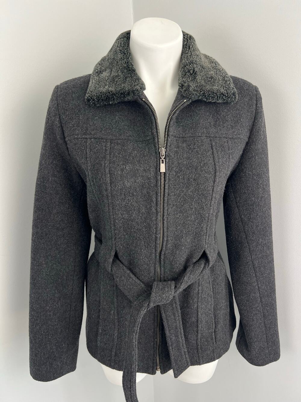 Braetan Belted Gray 100% Wool Jacket with Fur Collar Small